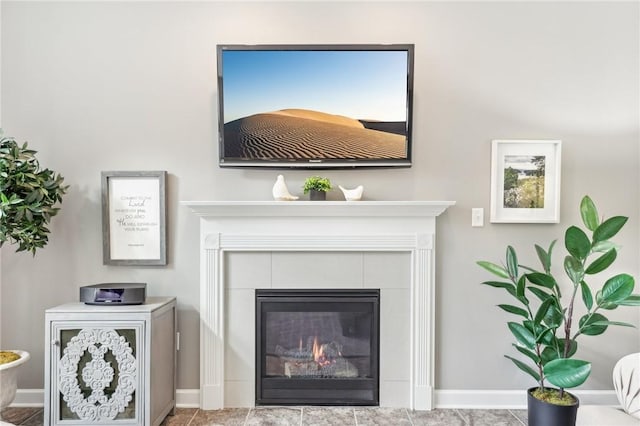 219 Brookside Dr, Cranberry Twp, PA 16066 - detailed view of a tile fireplace and baseboards