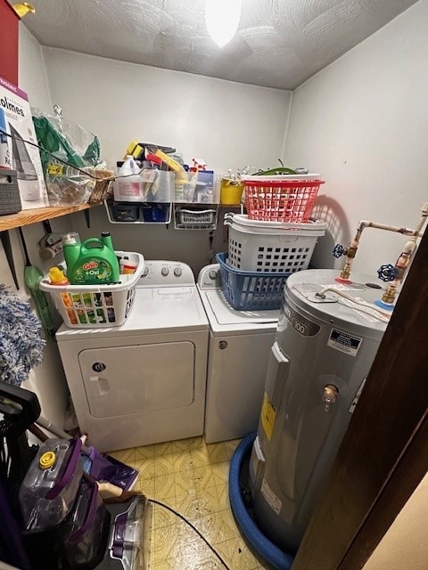 378 Ceylon Rd, Carmichaels/Cumblnd, PA 15320 - laundry area featuring washing machine and dryer and water heater