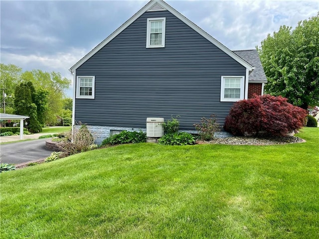 411 Harrison W, Kittanning Boro, PA 16201 - view of side of home featuring a yard