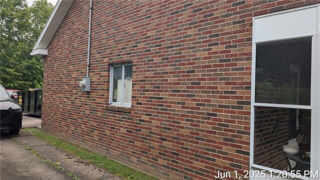 175 Sherman Ave, Waynsbrg/Frankln Twp, PA 15370 - view of side of home featuring brick siding