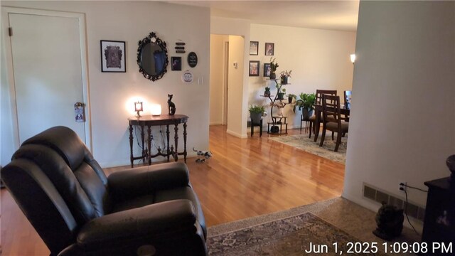 175 Sherman Ave, Waynsbrg/Frankln Twp, PA 15370 - living area featuring wood finished floors