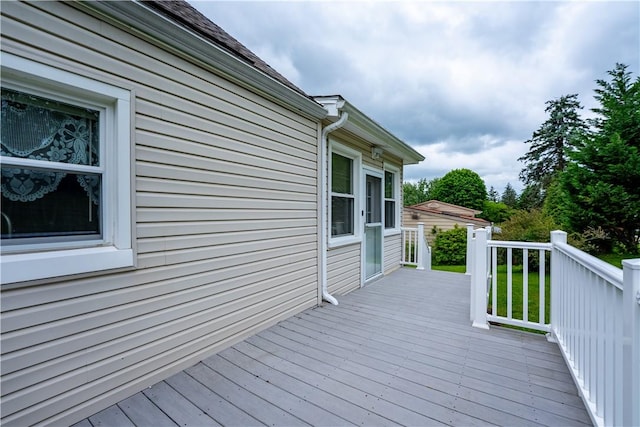 207 Mccartney Dr, Moon/Crescent Twp, PA 15108 - view of wooden terrace