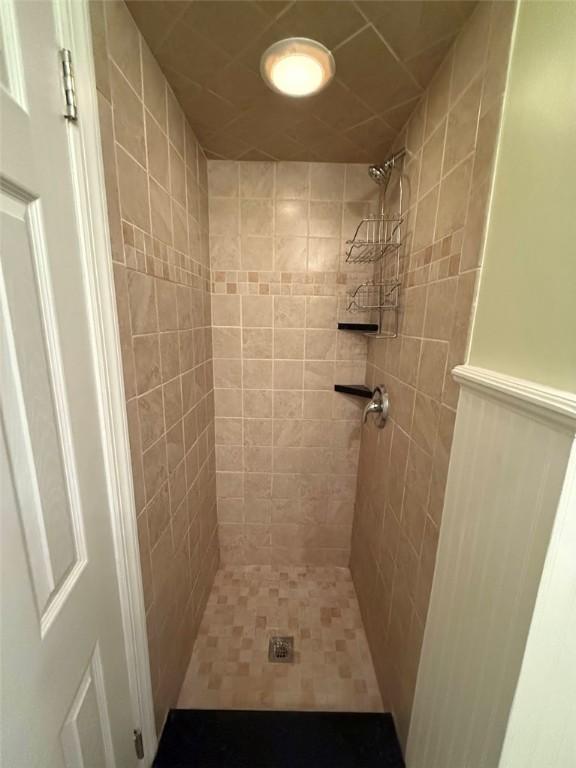 230 Sherwood Dr, Cranberry Twp, PA 16066 - photo 24