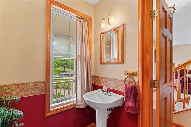 115 Lawrence Dr, Brighton Twp, PA 15009 - bathroom featuring a wainscoted wall