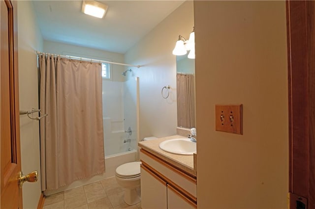 115 Lawrence Dr, Brighton Twp, PA 15009 - bathroom with vanity, toilet, shower / bath combo with shower curtain, and tile patterned flooring