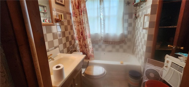 17 Shenango Blvd, Farrell, PA 16121 - bathroom featuring tile walls, toilet, vanity, and shower / tub combo with curtain