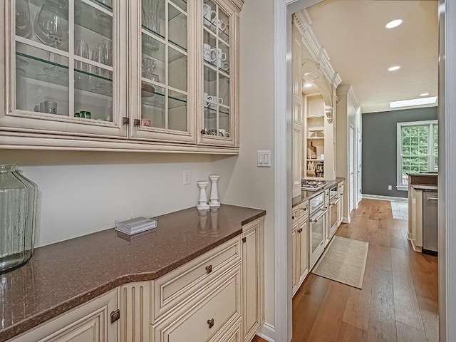 906 Big Bear Ct, Adams Twp, PA 15044 - bar with light wood-type flooring, recessed lighting, and stainless steel appliances