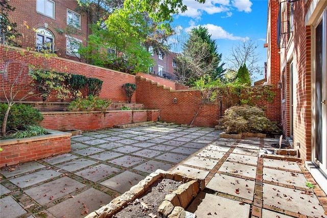 222 Schenley Rd, Squirrel Hill, PA 15217 - fenced backyard featuring a patio area
