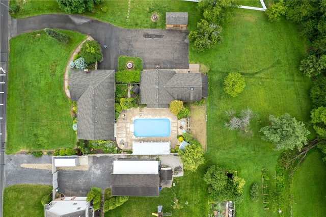 221 Moody Rd, Imperial, PA 15126 - bird's eye view of a pool