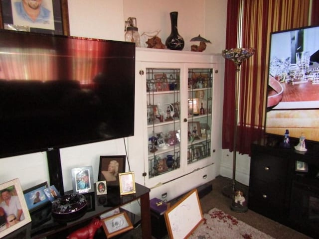 2445 Brownsville Rd, Carrick, PA 15210 - detailed view