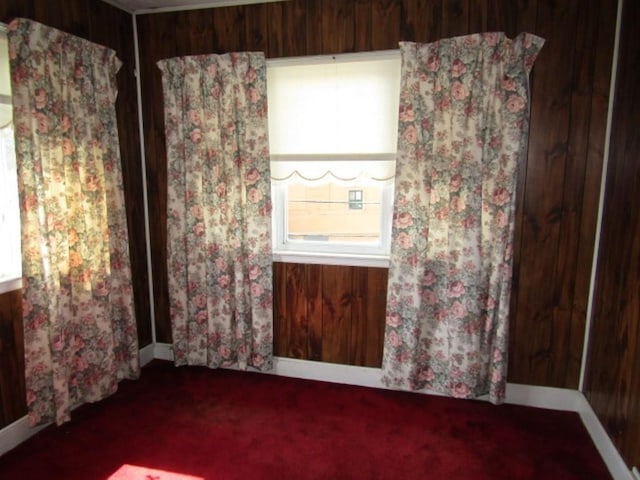 2445 Brownsville Rd, Carrick, PA 15210 - unfurnished room with carpet floors and baseboards