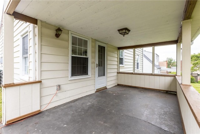 512 Pine Ave, Ellwood City Law, PA 16117 - view of covered porch