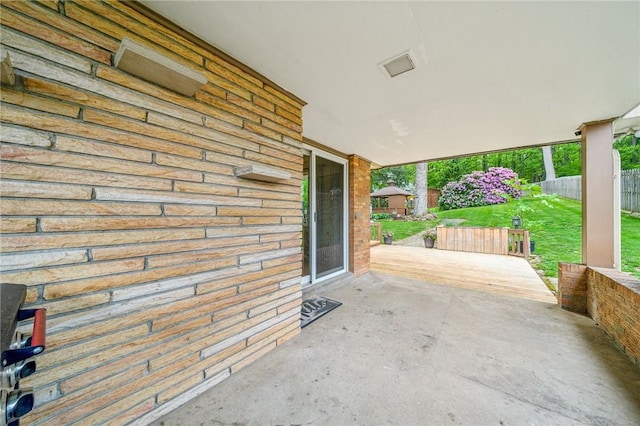 124 Hilton Rd, Unity Twp, PA 15601 - view of patio / terrace