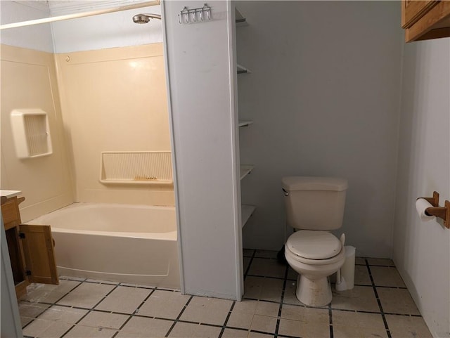 1321-1323 Bingham St, South Side, PA 15203 - bathroom with toilet, vanity, tile patterned floors, and bathing tub / shower combination