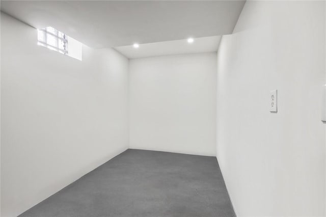 362 Marshall Ave, Observatory Hill, PA 15214 - below grade area featuring recessed lighting