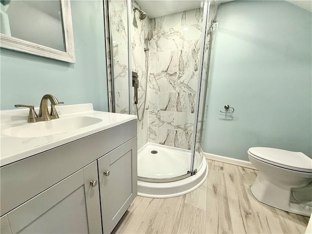 407 E Hillcrest Ave, New Castle/2Nd, PA 16105 - full bath featuring toilet, a marble finish shower, wood finished floors, and vanity
