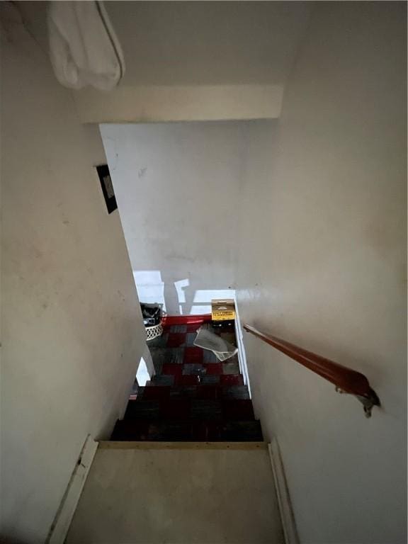 1001 Wible Run Rd, Shaler, PA 15209 - view of staircase