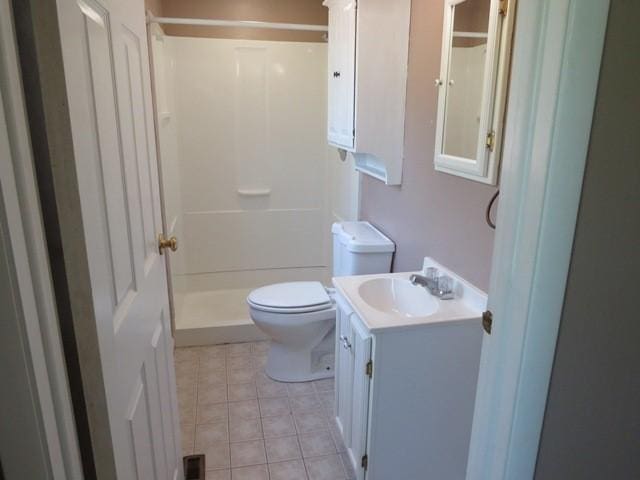903 Fox Run Cir, Cranberry Twp, PA 16066 - bathroom featuring a shower stall, toilet, tile patterned floors, and vanity