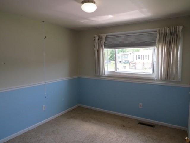903 Fox Run Cir, Cranberry Twp, PA 16066 - carpeted spare room featuring baseboards
