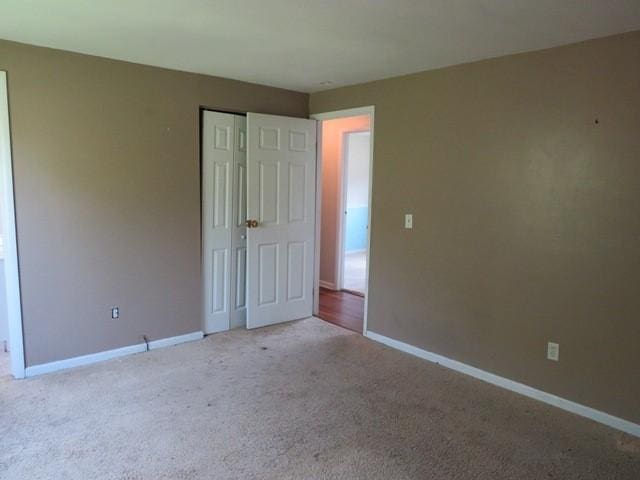 903 Fox Run Cir, Cranberry Twp, PA 16066 - unfurnished bedroom with light carpet, baseboards, and a closet