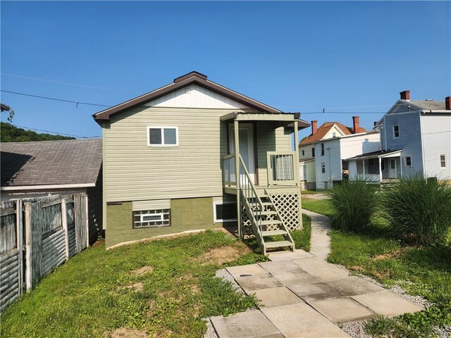 336 Fruit St, Waynsbrg/Frankln Twp, PA 15370 - view of back of property