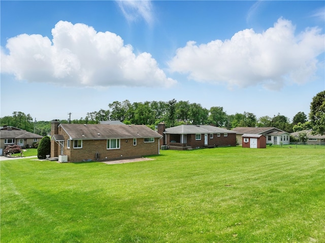 10539 Roseway Blvd, North Huntingdon, PA 15642 - view of grassy yard