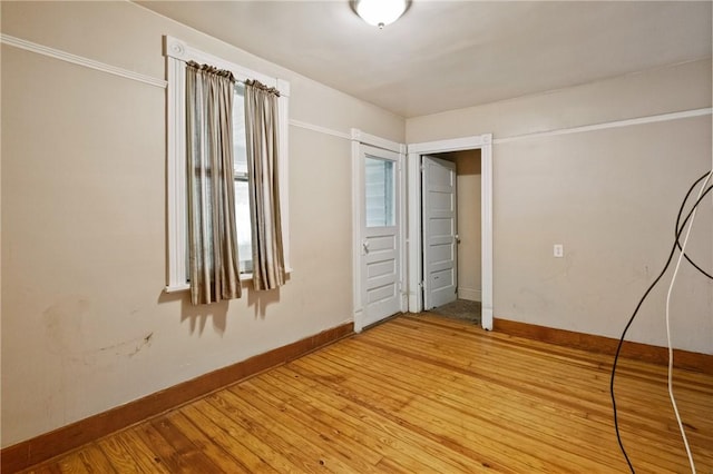 99 River Ave, Natrona, PA 15065 - unfurnished bedroom with baseboards and wood finished floors