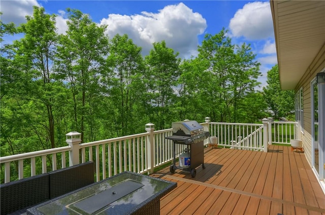 8014 Maureen Dr, Cranberry Twp, PA 16066 - deck featuring area for grilling