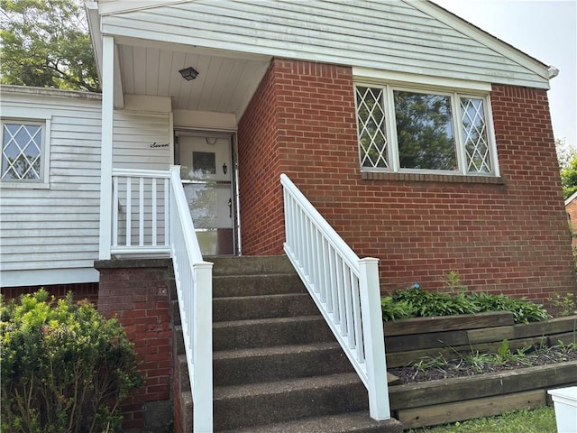 7 Sierra Dr, Plum Boro, PA 15239 - photo 2