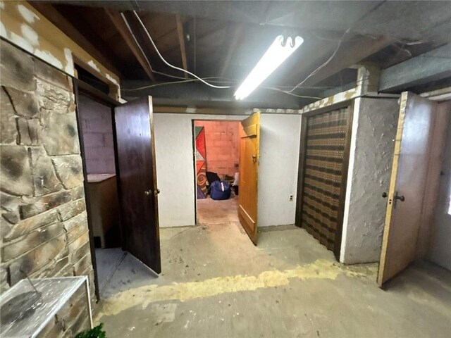 114 Marham Rd, Munhall, PA 15120 - photo 38