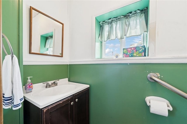 600 Scott St, Penn Twp Wml, PA 15675 - bathroom featuring vanity