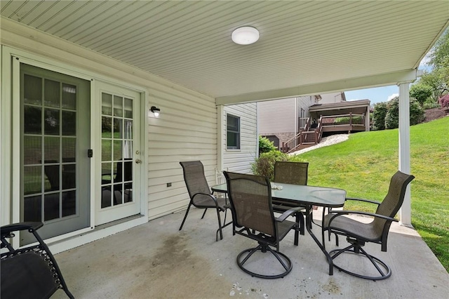 1025 Manor Vue Ct, Murrysville, PA 15626 - view of patio with outdoor dining area
