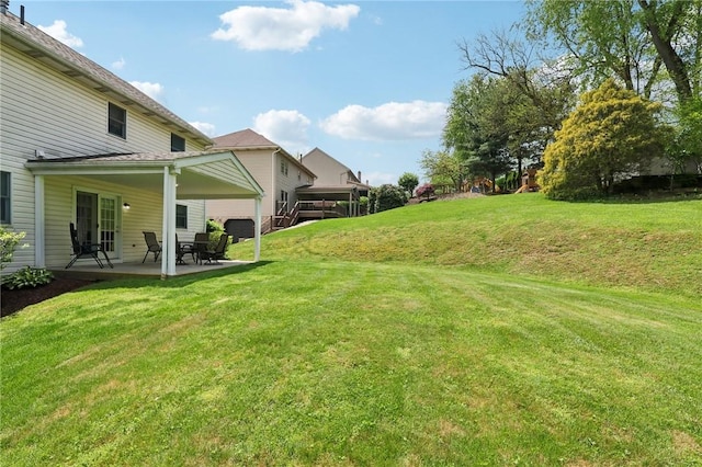 1025 Manor Vue Ct, Murrysville, PA 15626 - view of green lawn featuring a patio area