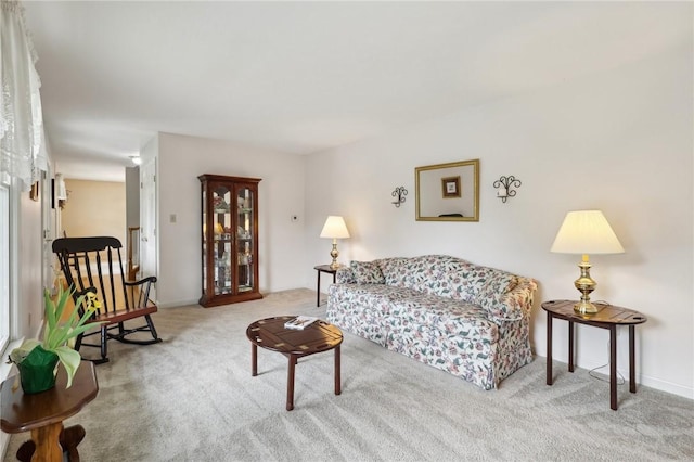 1025 Manor Vue Ct, Murrysville, PA 15626 - living room featuring carpet floors and baseboards