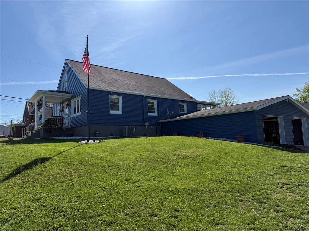 5 Beach St, Centerville, PA 15358 - back of property with a lawn