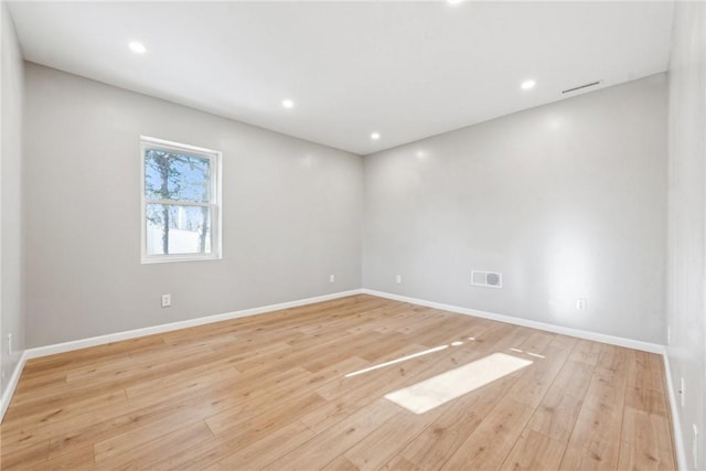 137 Limerick Rd, Sewickley Twp, PA 15637 - unfurnished room with light wood-type flooring, baseboards, and recessed lighting
