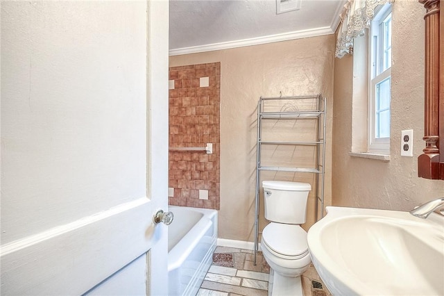 3333 Walther Ln, Upper St Clair, PA 15241 - full bath featuring a textured wall, a sink, toilet, a tub, and crown molding