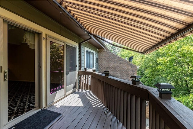 2811 Leona Ln, Robinson Twp Nwa, PA 15108 - view of wooden deck