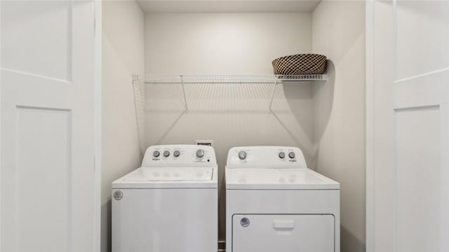 699 Olivia St, Collier Twp, PA 15205 - washroom with independent washer and dryer