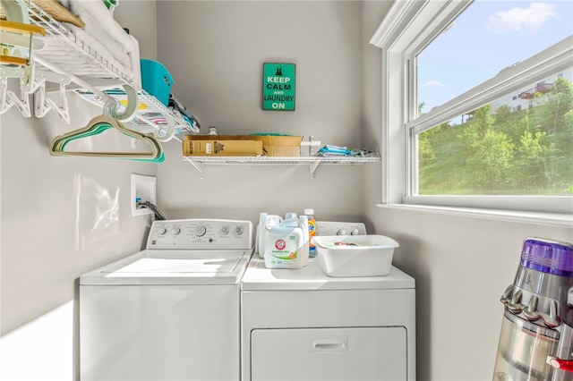 210 Brae Glen Dr, North Strabane, PA 15317 - laundry area with washing machine and clothes dryer