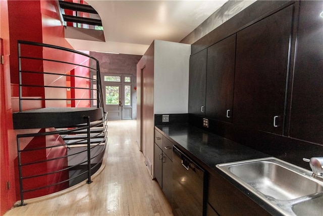 6542 Dalzell Pl, Squirrel Hill, PA 15217 - kitchen with dishwasher, light wood-style floors, a sink, and dark countertops