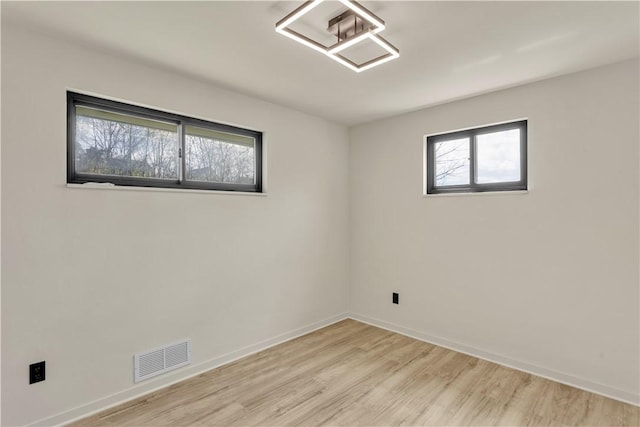 5725 Keefe St, Lincoln Place, PA 15207 - photo 18