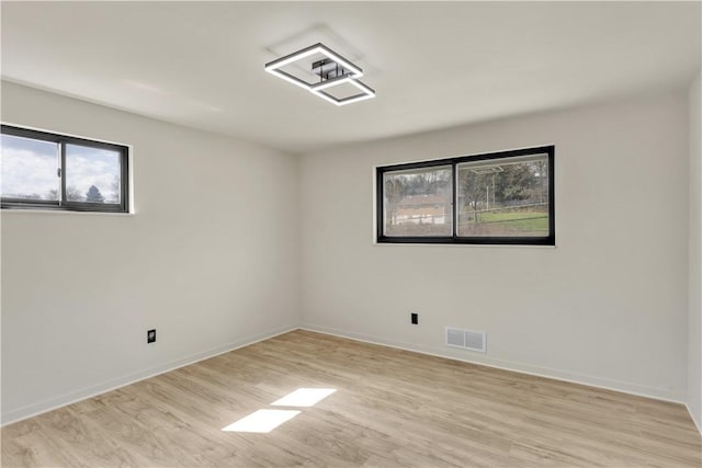 5725 Keefe St, Lincoln Place, PA 15207 - photo 20