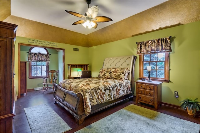 510 Fair Vista Ct, Pine Twp Nal, PA 15090 - bedroom featuring dark wood finished floors, baseboards, and a ceiling fan