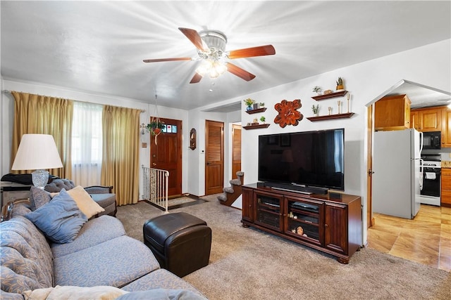 711 Ascension Dr W, West Mifflin, PA 15122 - living area with a ceiling fan and light carpet