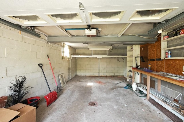 504 N St, Baldwin Boro, PA 15227 - garage with concrete block wall