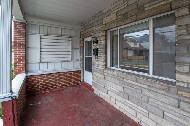 202 Jane St, Mckees Rocks, PA 15136 - view of unfurnished sunroom