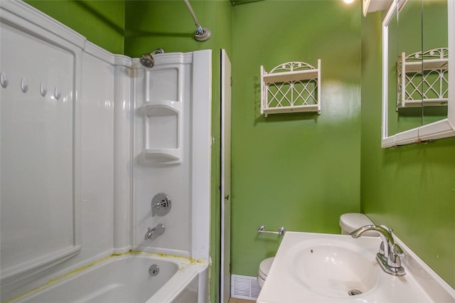 202 Jane St, Mckees Rocks, PA 15136 - bathroom featuring washtub / shower combination, toilet, and vanity