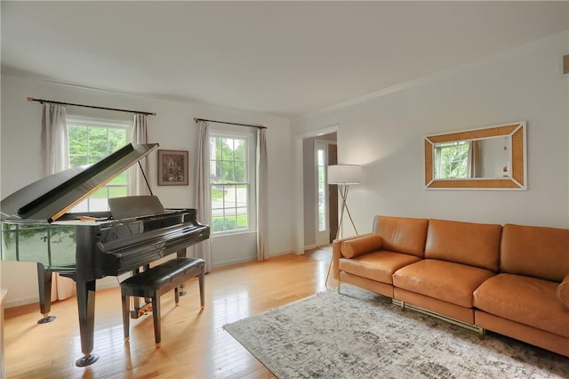 814 Graywyck Dr, Seven Fields Boro, PA 16046 - living room featuring wood finished floors and baseboards