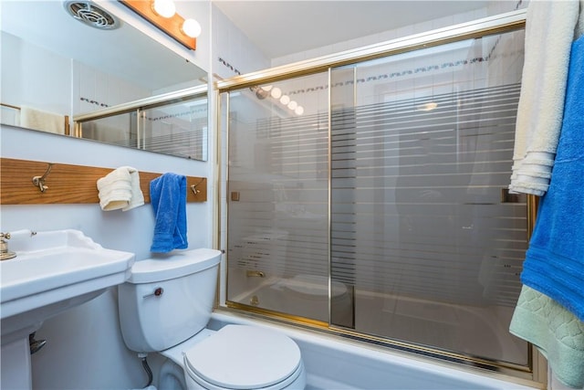 322 Franklin Dr, Peters Twp, PA 15241 - full bath with toilet and bath / shower combo with glass door